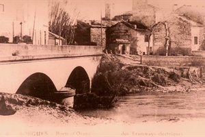 pont sur l'ouvèze (porte d'orange : tramway)
