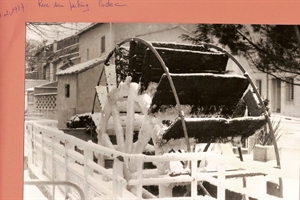 1987  la roue à aube sous la neige