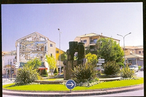 2006  rond point "la fontaine"
