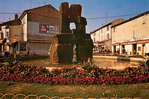 Sorgues -Squarre de la fontaine