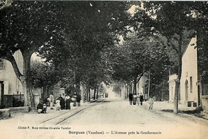 Avenue d'Avignon et la Gendarmerie