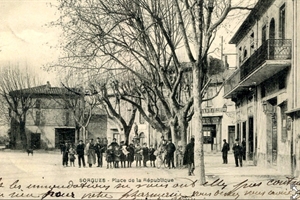 Sorgues Place de la République
