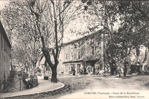 Cours de la République et la Sorgue