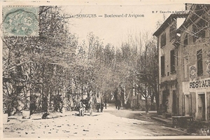 Entrée par Avenue d'Avignon