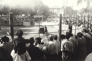 1920 Place St Pierre (  fête votive )