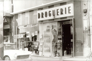 1965  droguerie rue des remparts