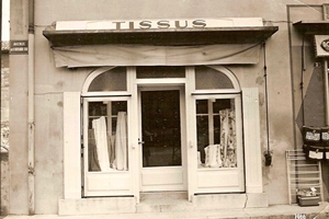 1966  Tissus (avenue du 11 novembre) "adéle et clara pétre" céde le commerce a anna et robert secchiaroli