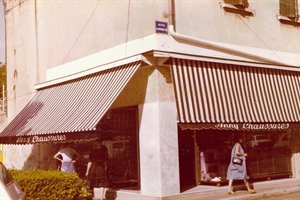 1969 magasin d'anna sécchiarolli (avenue du 11 novembre )