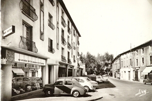 1970  "Bébé Confortcours de la république "bébé confort"