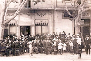 1905 / 1941 Grand Café  place de la république