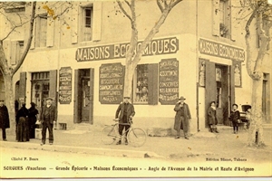  angle d'avenue de la mairie et de la rte d'avignon "grande épicerie-maisons économiques)