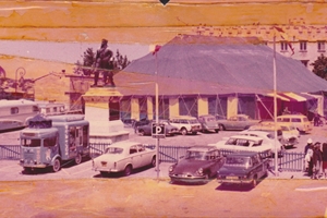 (8) /1962 Roger Racchini fait la location des chapiteaux