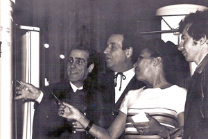 1967  publicite avec Pierre Louis- Chriitian  Jacque - Rosy  Carita -J P Beltoise (sur ERO)