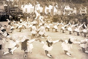 1975