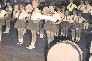 1977