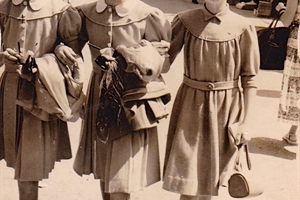Années 1960_ Brigitte,Paulette Guichard et J. Di Silvestro