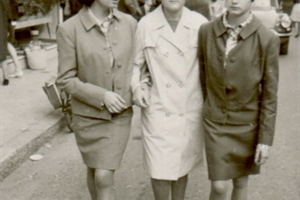 1966 (09) nicole rossin,marie héléne dulk et monique rossin.
