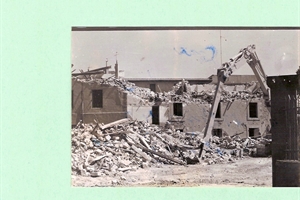 1980 démolition de l'immeuble tartenson (futur foyer logement)