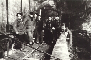 1951