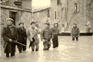 1951