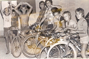 1977