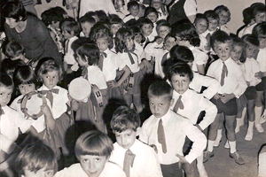 1977