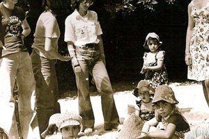 1977