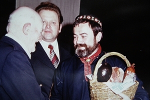 Folkoristes, 1974 – avec Horst Neuhaus (droite)