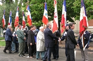 Honneurs pour les drapeaux – avec Gerhard Schmidt et Joseph Nitti