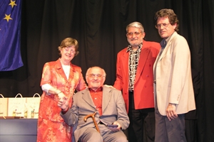 Honneur de ville pour M. Karl Schmidt
