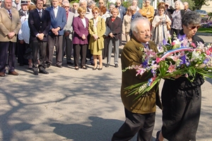Souvenir: Joseph Nitti (+ 2008) et Monika Graulich pendant le mémorial à Sorgues – Mi 2000